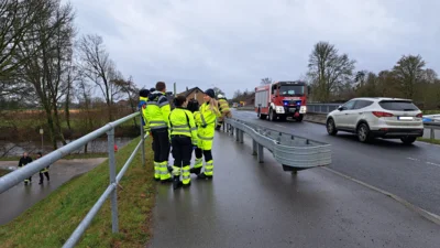 Foto: FF HS LE Karken-Kempen  (Bild vergr&ouml;&szlig;ern)