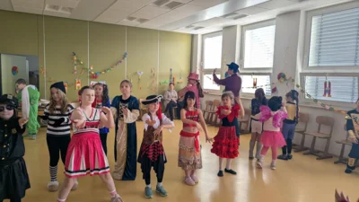 Foto des Albums: Farbenfroher Fasching