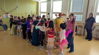 Foto des Albums: Farbenfroher Fasching