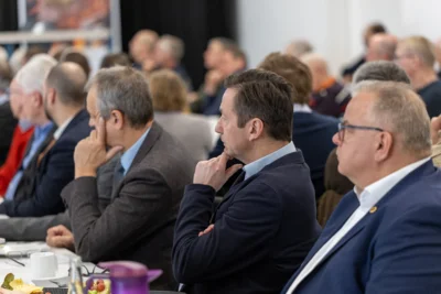 G&auml;ste und Mitglieder, Thorsten Riggert (rechts im Bild) 