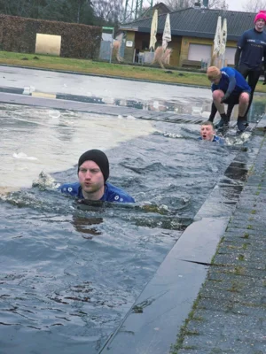 Foto des Albums: Iron Outmoor 2026