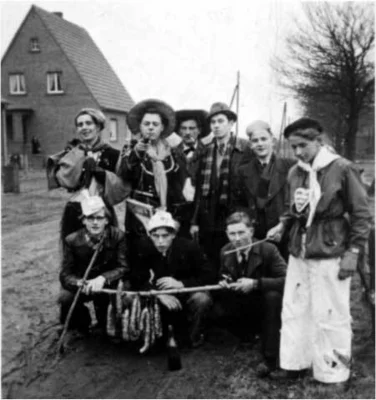 Karneval 1953  (Bild vergr&ouml;&szlig;ern)