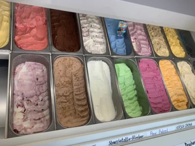 Foto des Albums: Pinguin Eisbar