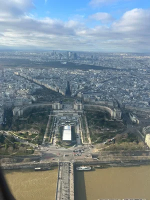 Paris Tag 2 (1)  (Bild vergr&ouml;&szlig;ern)