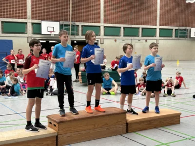 2026-02-28-Hallen-Kreismeisterschaften 2026-17- Siegerehrung U14-kl011  (Bild vergr&ouml;&szlig;ern)