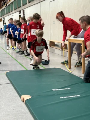 2026-02-28-Hallen-Kreismeisterschaften 2026-3- Matti Storbeck-kl015  (Bild vergr&ouml;&szlig;ern)