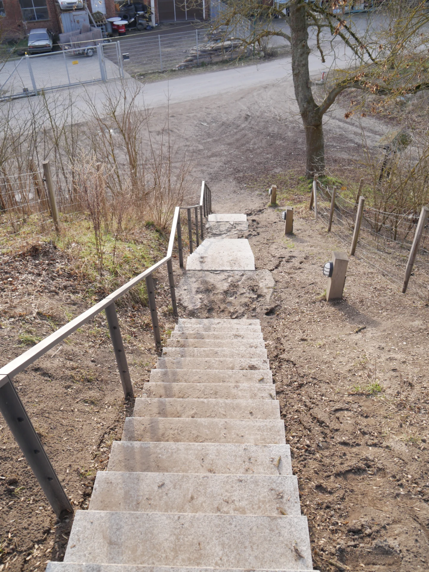 Bild: Neue Treppe zur Burg Greiffenberg