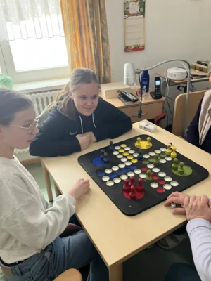 Foto des Albums: Besuch in der AWO