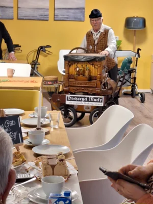 Foto des Albums: 100. Geburtstag von unserem Ehrenmitglied Helmuth Drese