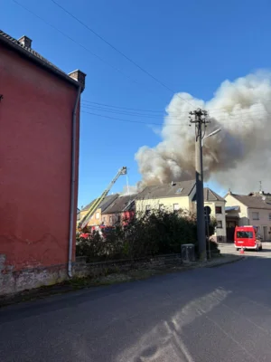 Foto: FF HS LE Karken-Kempen  (Bild vergr&ouml;&szlig;ern)