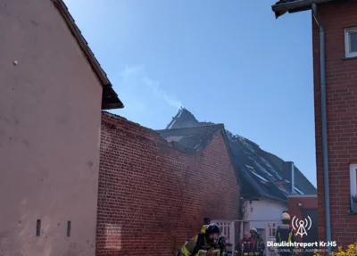 Foto: Blaulichtreport Kr. HS  (Bild vergr&ouml;&szlig;ern)
