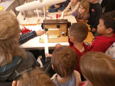 Ob zickzack oder wellenf&ouml;rmig, das kriegt man alles hin.  (Bild vergr&ouml;&szlig;ern)