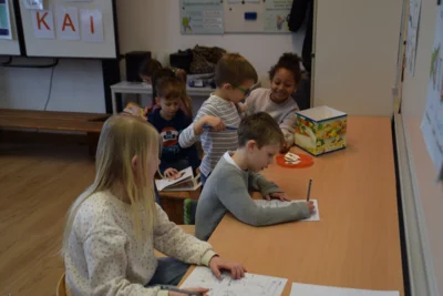 Foto des Albums: Zahnprophylaxe in Klasse 1