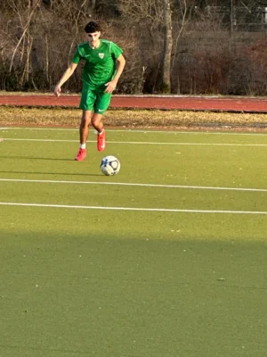 Foto des Albums: Erstes Spiel auf dem Sportplatz