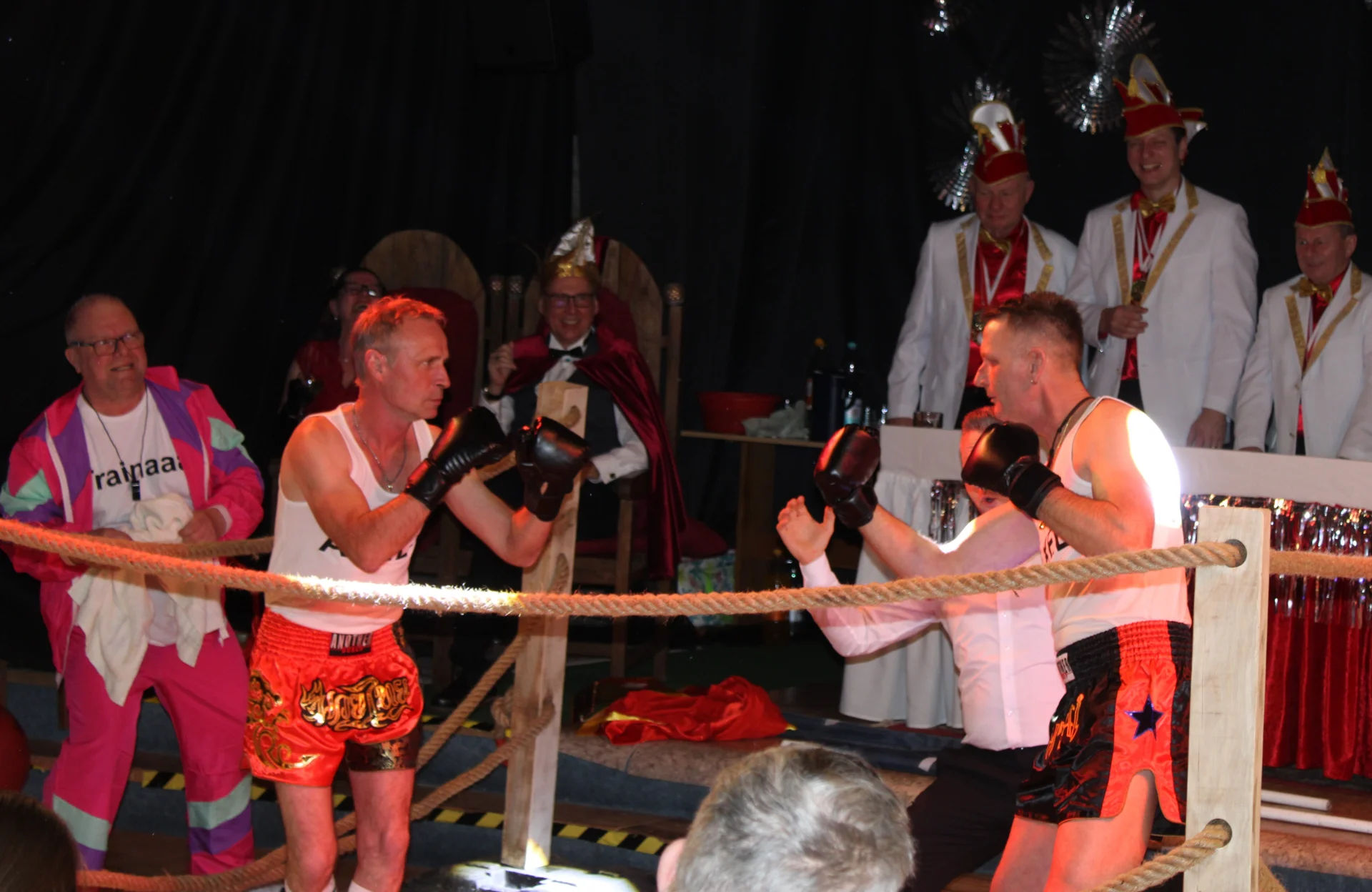 Bild : Dream Team im Boxkampf