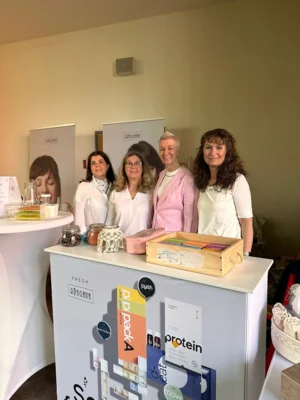 Foto des Albums: Frauenmarkt - Klappe, die Zweite