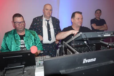 Olli, Marko & Enny...Unsere Technik, damit alles reibungslos l&auml;uft  (Bild vergr&ouml;&szlig;ern)