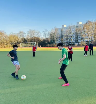 Foto des Albums: Fußball bei schönstem Wetter