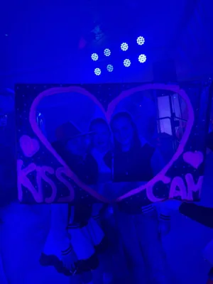 Foto des Albums: 41. Session - KissCam