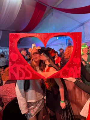 Foto des Albums: 41. Session - KissCam