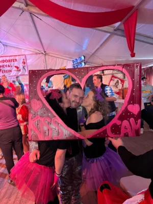 Foto des Albums: 41. Session - KissCam