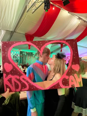 Foto des Albums: 41. Session - KissCam