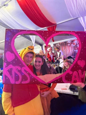 Foto des Albums: 41. Session - KissCam