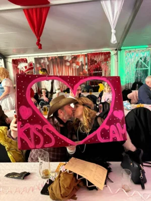 Foto des Albums: 41. Session - KissCam