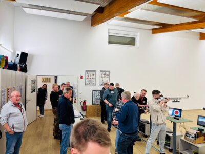 2026-02-26-S-W R-Vogelschie&szlig;en (5)  (Bild vergr&ouml;&szlig;ern)