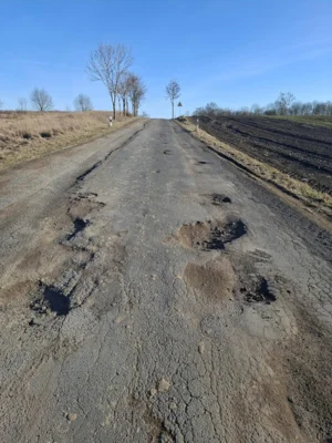 Foto des Albums: Kreisstraße MSE 78 zwischen Wulkenzin und Neu Rhäse