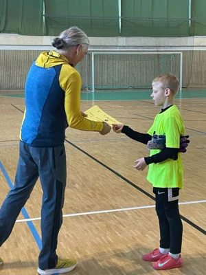 Foto des Albums: Fußballteam unserer Schule bei den Stadtmeisterschaften im Hallenfußball