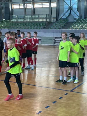 Foto des Albums: Fußballteam unserer Schule bei den Stadtmeisterschaften im Hallenfußball