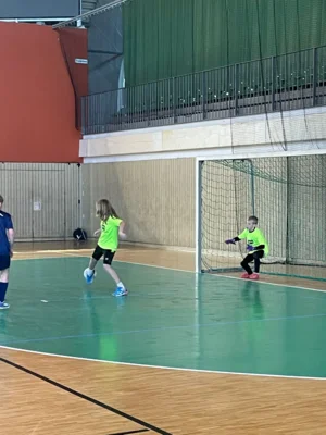 Foto des Albums: Fußballteam unserer Schule bei den Stadtmeisterschaften im Hallenfußball