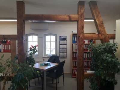 freies Fachwerk im B&uuml;ro  (Bild vergr&ouml;&szlig;ern)