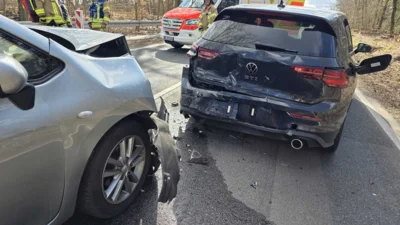 Foto des Albums: Mehrere Verkehrsunfälle mit einem Todesopfer und einigen Verletzten in 2014