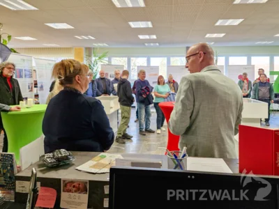 Foto des Albums: Impressionen von der Eröffnung der Archivausstellung anlässlich des Jubiläumsjahres 770 Jahre Ersterwähnung der Stadt Pritzwalk