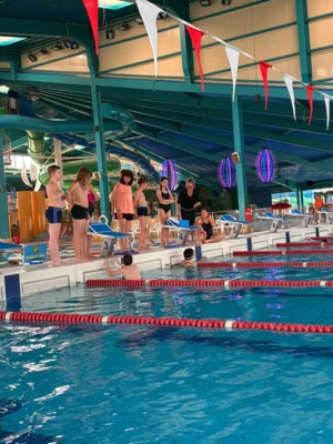 Foto des Albums: 10er FUN-Staffel im Schwimmunterricht