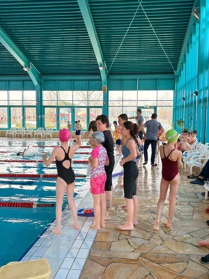 Foto des Albums: 10er FUN-Staffel im Schwimmunterricht