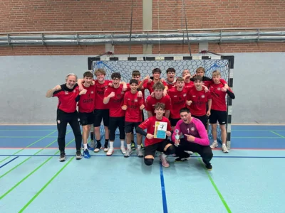 B-Pokalsieger mB SG D&uuml;ren 99  (Bild vergr&ouml;&szlig;ern)