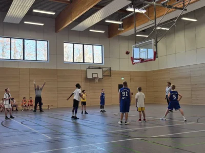 Foto des Albums: Erstes Testspiel - U12 Basektball