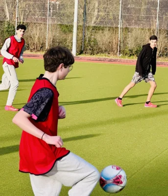 Foto des Albums: Von Klein bis Groß, Fußball für Alle