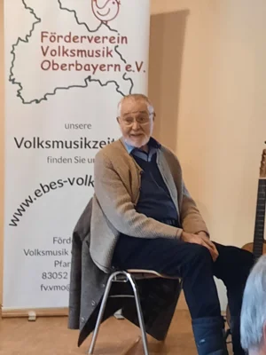 Vorschaubild: Hans Irger während der Laudatio durch Martina und Martin Prochazka