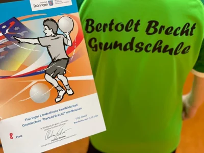 Zweifelderball 