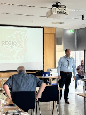 Treffen der Regionalgruppe S&Uuml;D in Laufen  (Bild vergr&ouml;&szlig;ern)