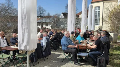Treffen der Regionalgruppe S&Uuml;D in Laufen  (Bild vergr&ouml;&szlig;ern)