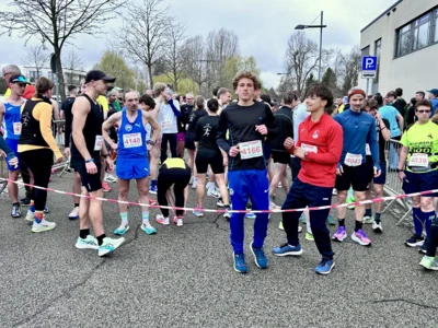 Foto des Albums: Von Falkensee nach Spandau: Bilder vom 37. Lauf der Sympathie (Startbereich)