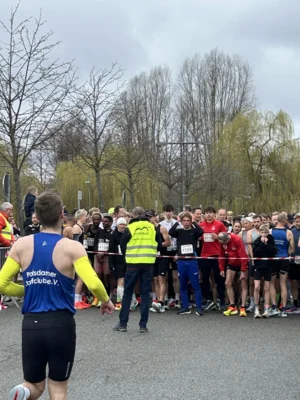 Foto des Albums: Von Falkensee nach Spandau: Bilder vom 37. Lauf der Sympathie (Startbereich)