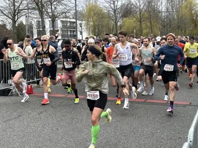 Foto des Albums: Von Falkensee nach Spandau: Bilder vom 37. Lauf der Sympathie (Startbereich)
