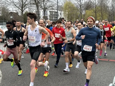 Foto des Albums: Von Falkensee nach Spandau: Bilder vom 37. Lauf der Sympathie (Startbereich)
