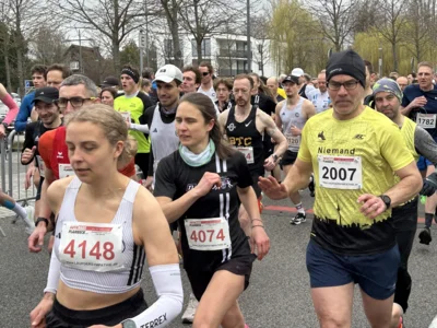 Foto des Albums: Von Falkensee nach Spandau: Bilder vom 37. Lauf der Sympathie (Startbereich)